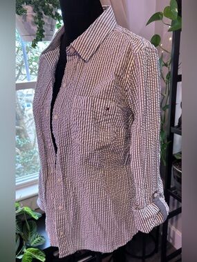Tommy Hilfiger Blue & White Striped Seersucker Button-Down Shirt